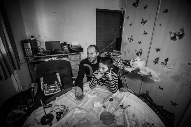 documenting squatters rome lorenzo moscia 11 Europes New Poverty: Documenting Squatters in Rome