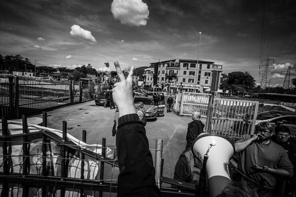 documenting squatters rome lorenzo moscia 8 Europes New Poverty: Documenting Squatters in Rome