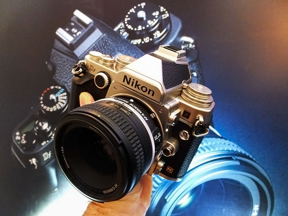 Nikon Df  Classic Nikon DSLR with Modern Features Inside