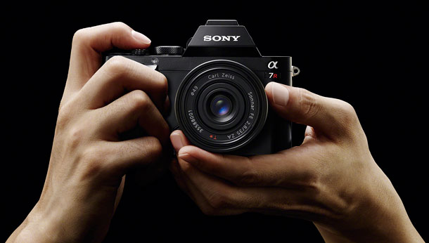 The Sony A7(R) File